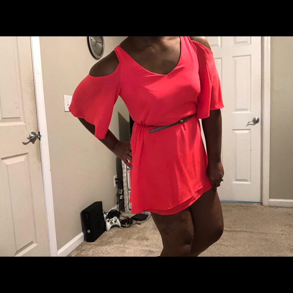 Neon bright pink peekaboo shoulder dress - Picture 7 of 13